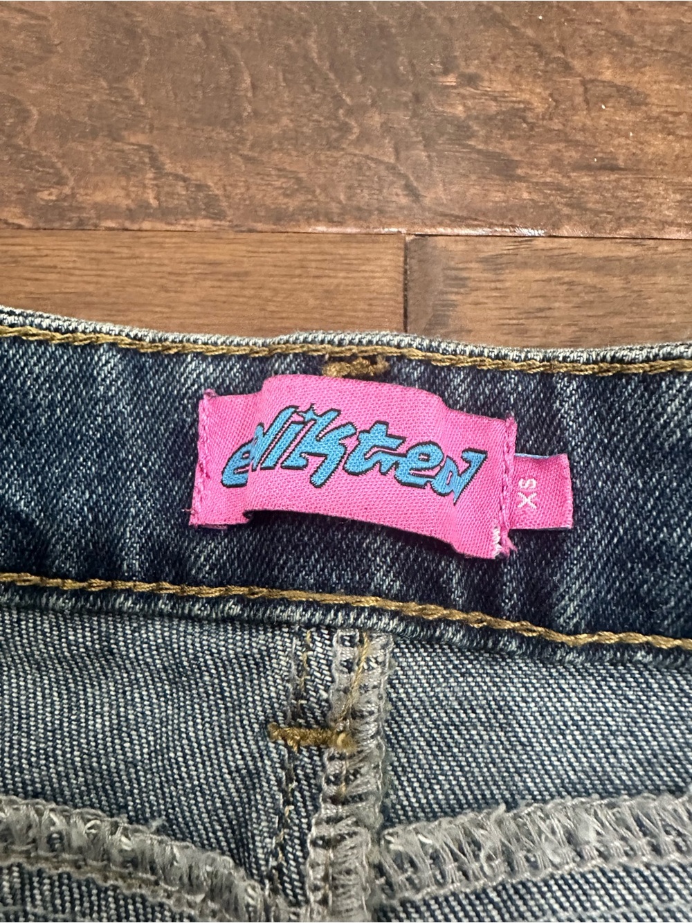 Edikted Women's Low-Rise Denim Shorts - Blue - Picture 2 of 4